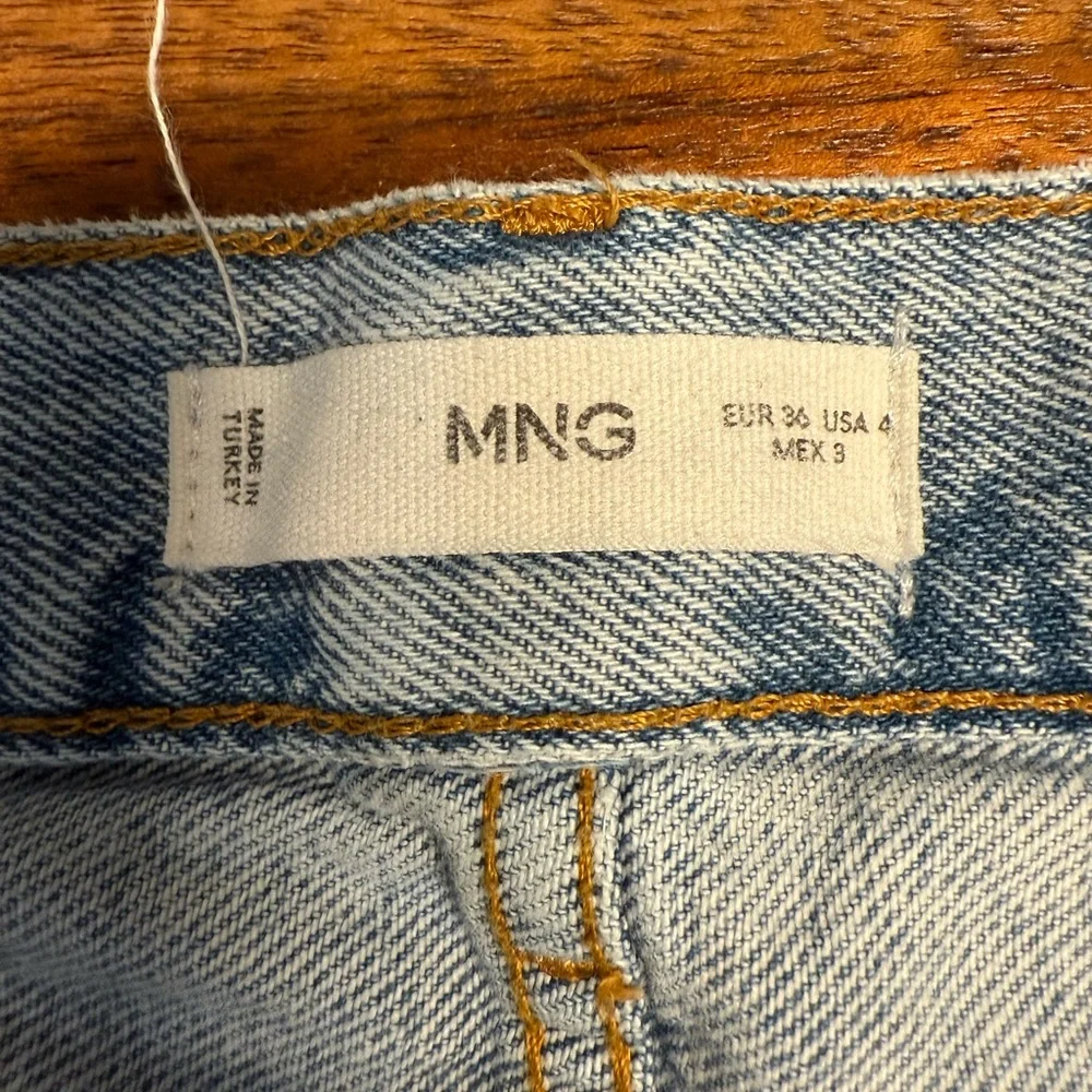 MNG button fly jeans - Picture 3 of 4